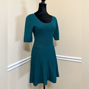 Candies Fit and Flare A-Line Dress 3/4 sleeves 💕 M